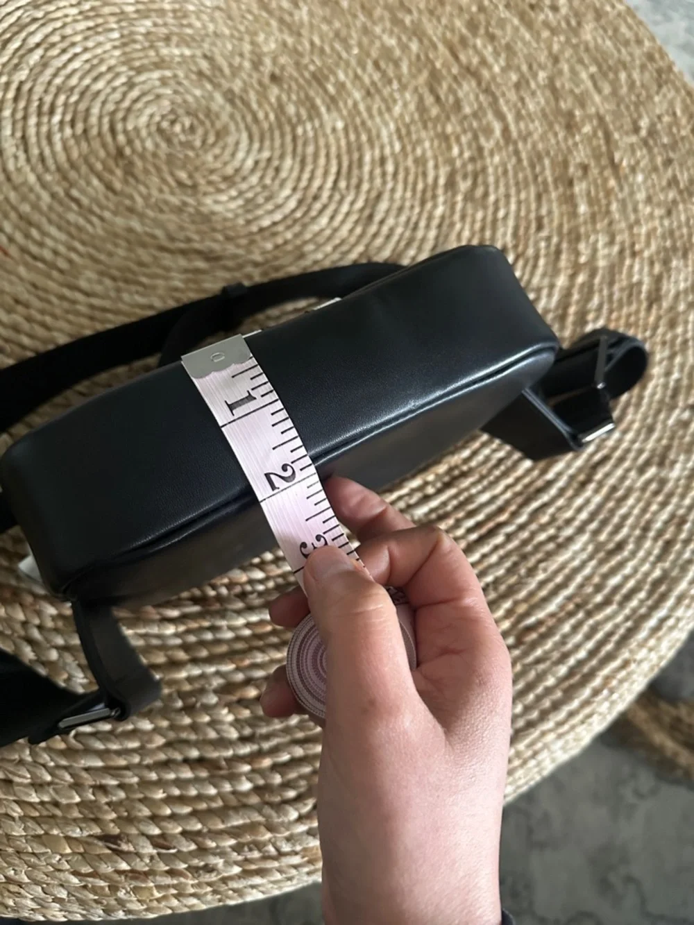 Kings Loot Crossbody